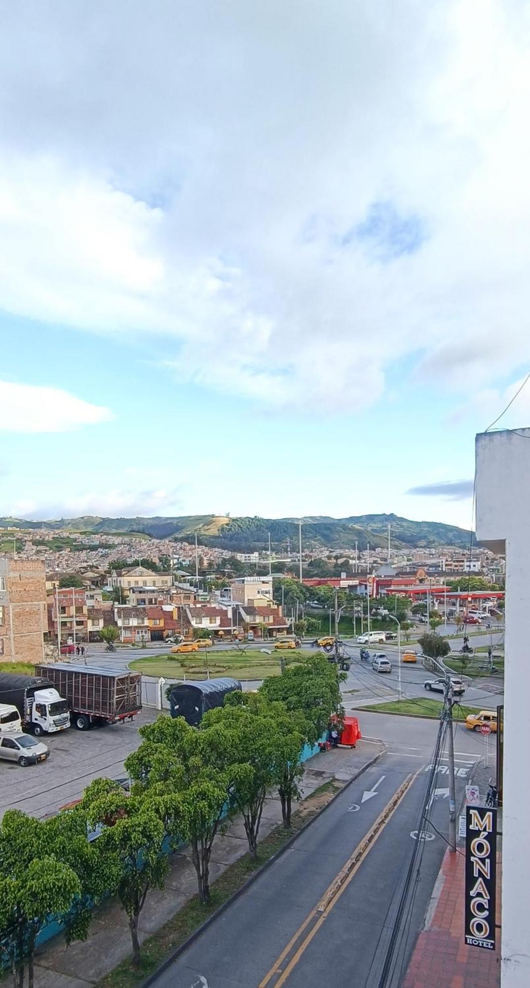 Hotel Monaco Пасто Экстерьер фото